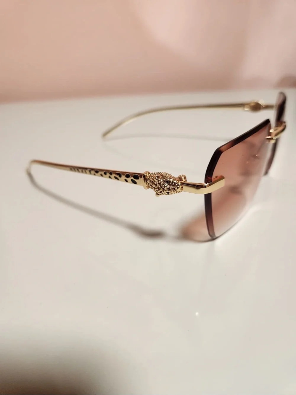Unisex Rimless Rectangle Sunglasses Gold Metal Frame Pink Gradient Lenses